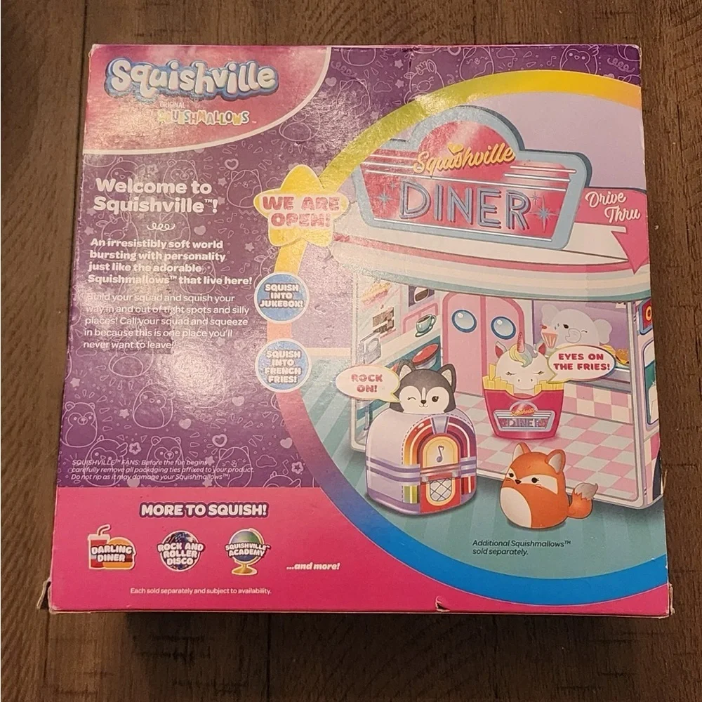 Squishville Squishmallows DARLING DINER Playset Heidi Husky Jukeb
